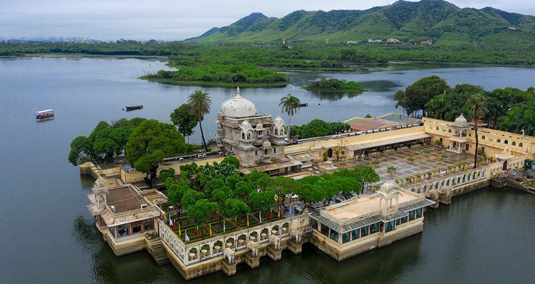 3-jag-mandir-palace-udaipur-rajasthan-attr-about