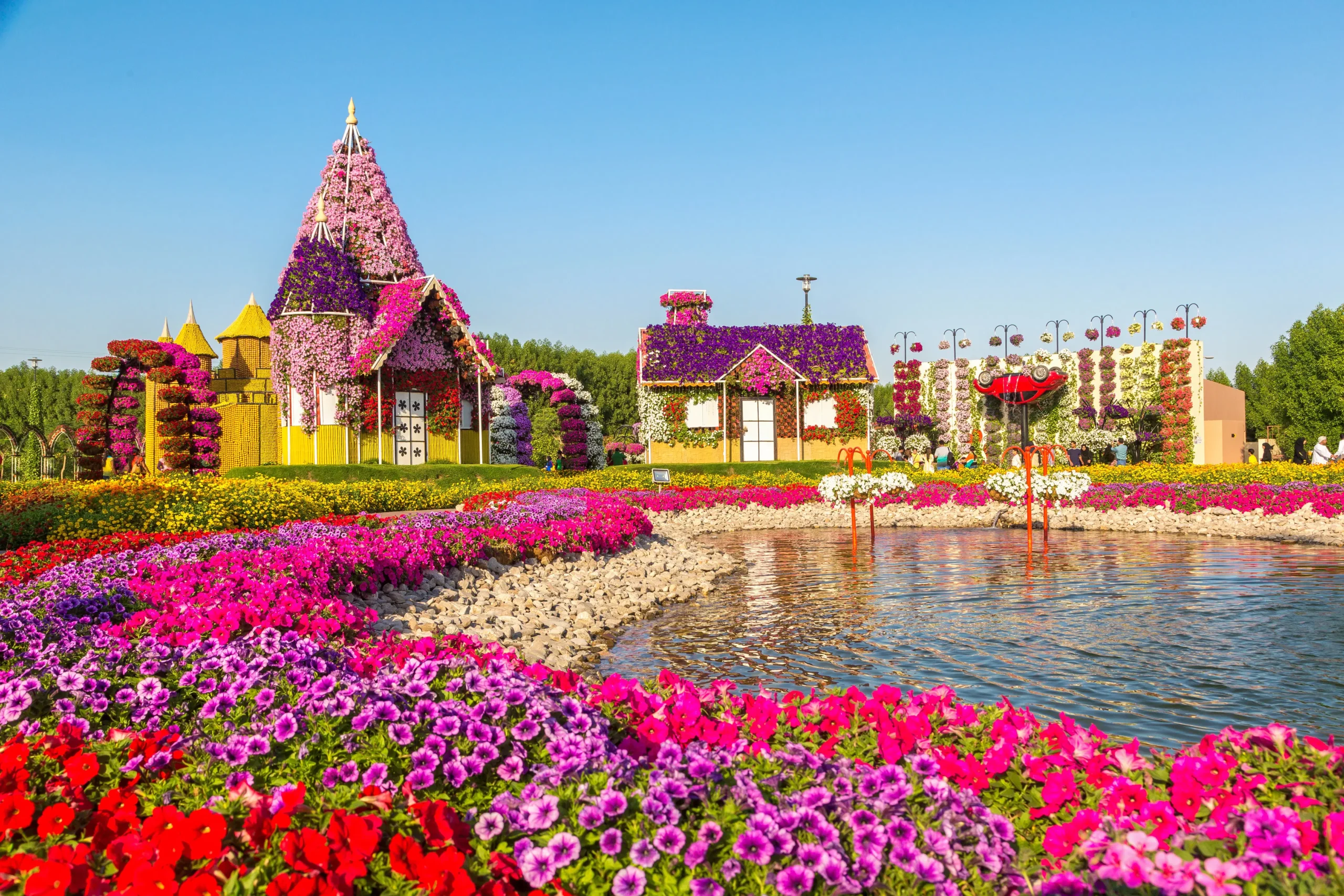 4puu7i7fd0mz68me2gg944tseudl_1582205212_dubai_miracle_garden1