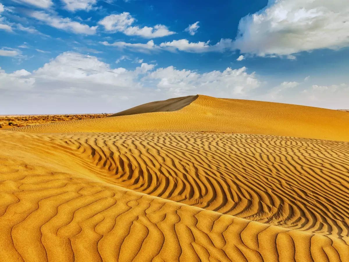 Sam-Dunes-in-Jaisalmer