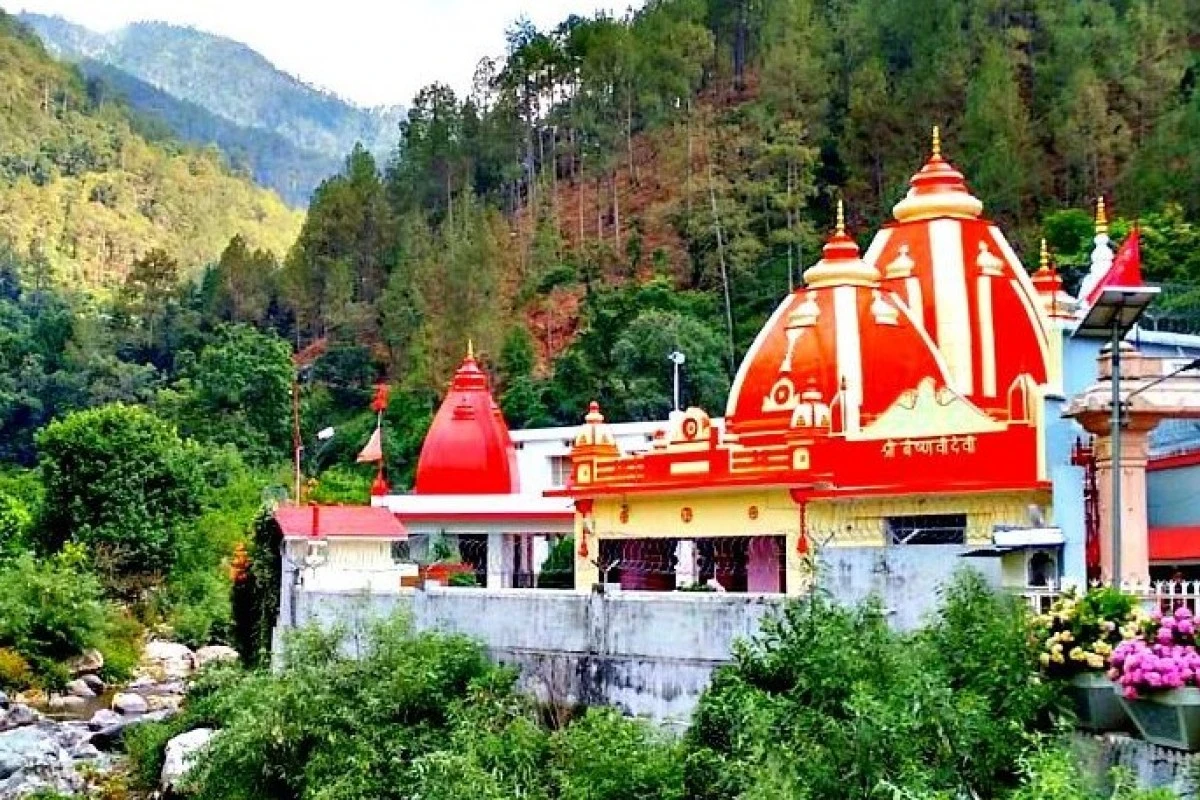 kainchi-dham-1
