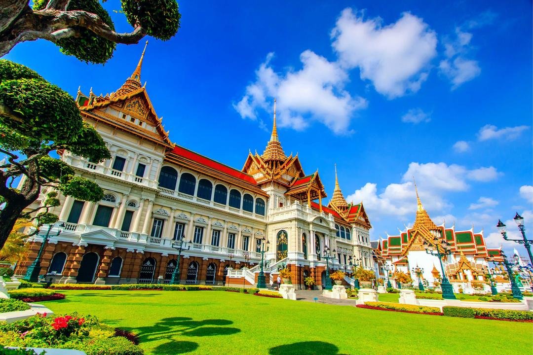 the-grand-palace_optimized