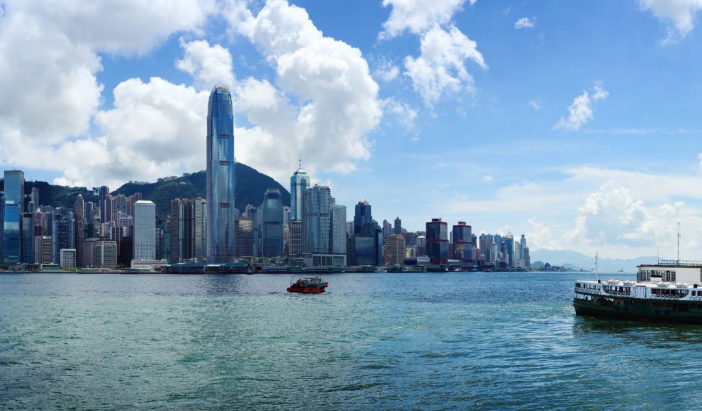 http://i.istockimg.com/file_thumbview_approve/20653942/2/stock-photo-20653942-central-and-the-habour-hong-kong.jpg