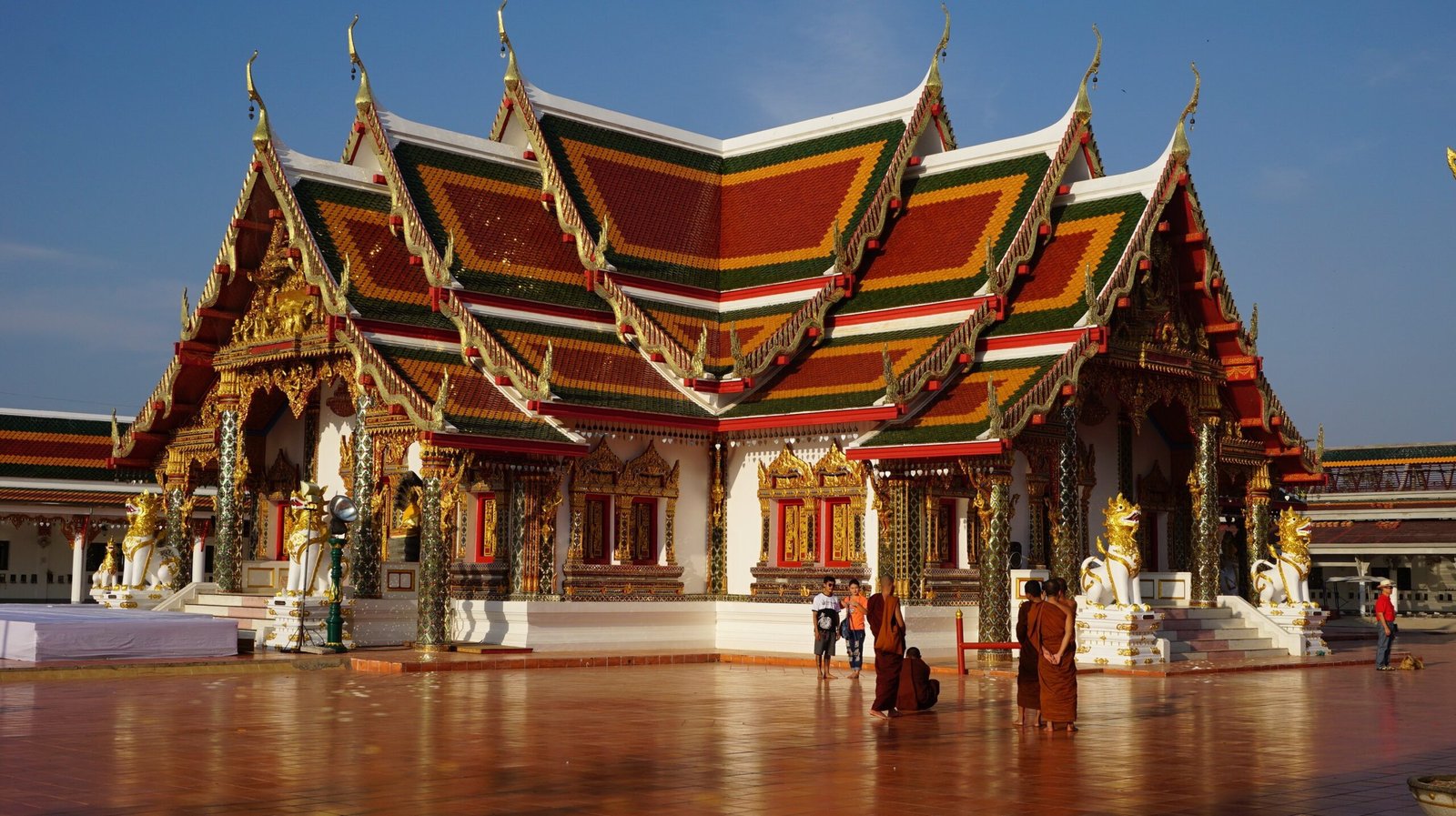 wat-phra-that-choeng-chum-1193563